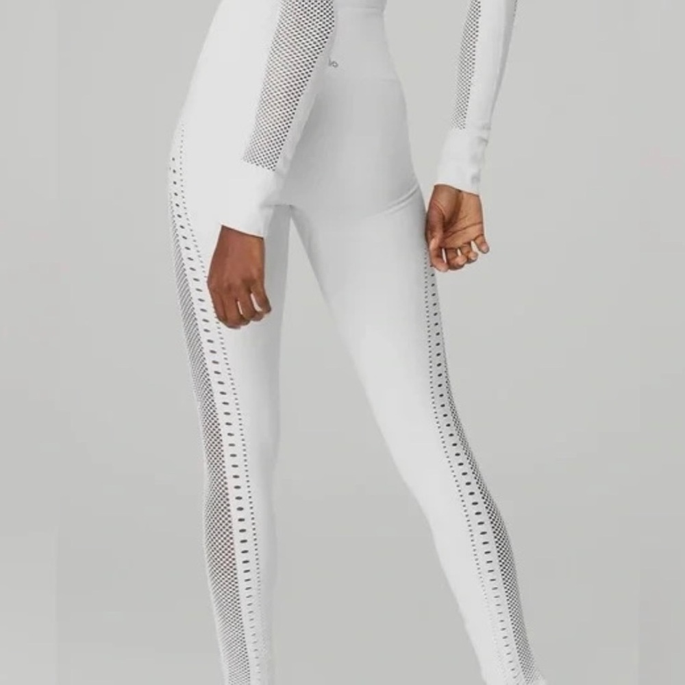 ALO Yoga White Perforated Leggings L NWT